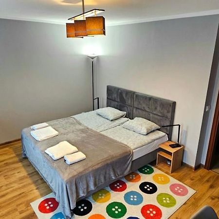 Miami Vice Apartament By Karl Radom Exterior foto